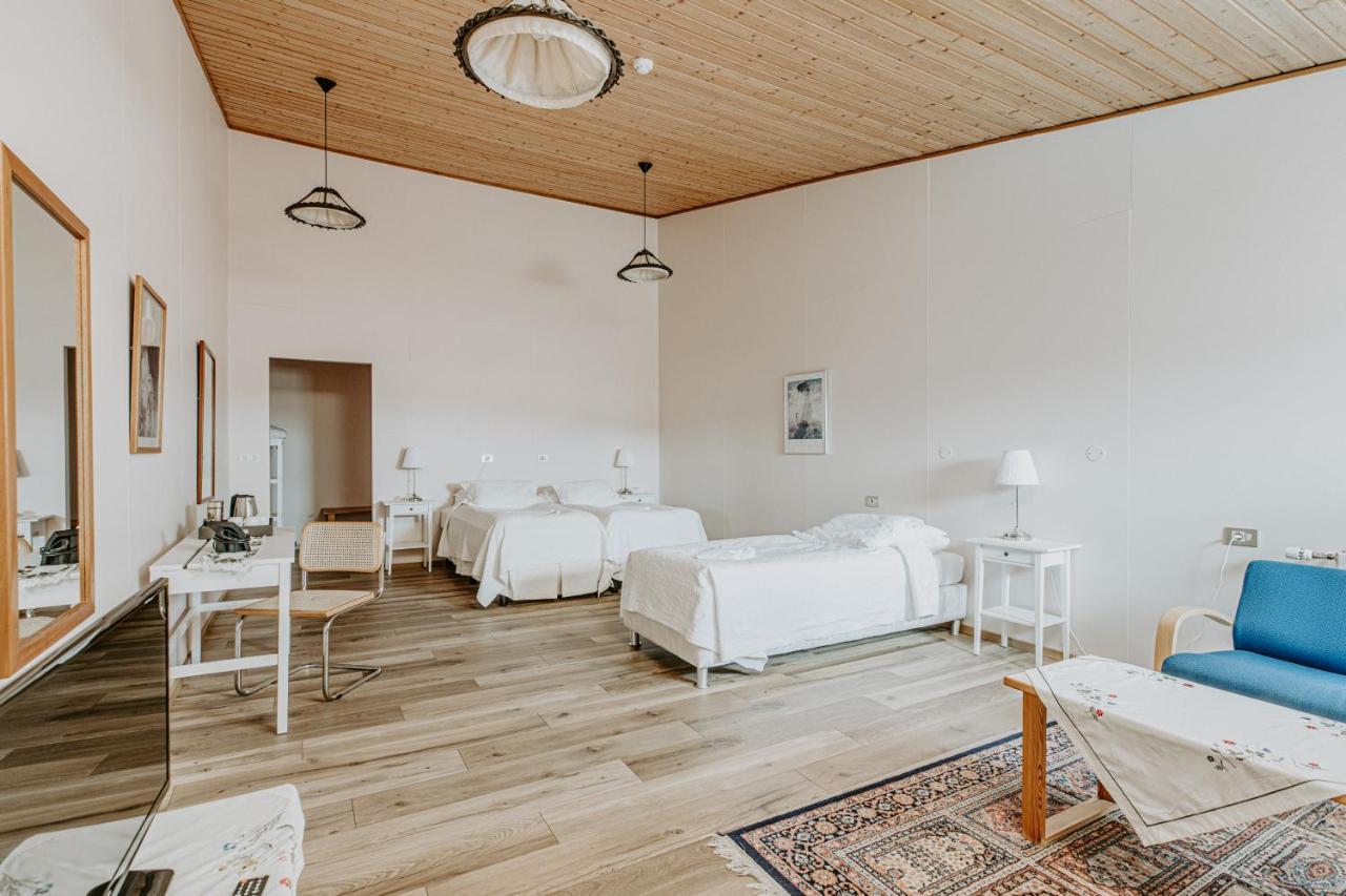 Narfastadir Guesthouse Laugar  Exterior foto